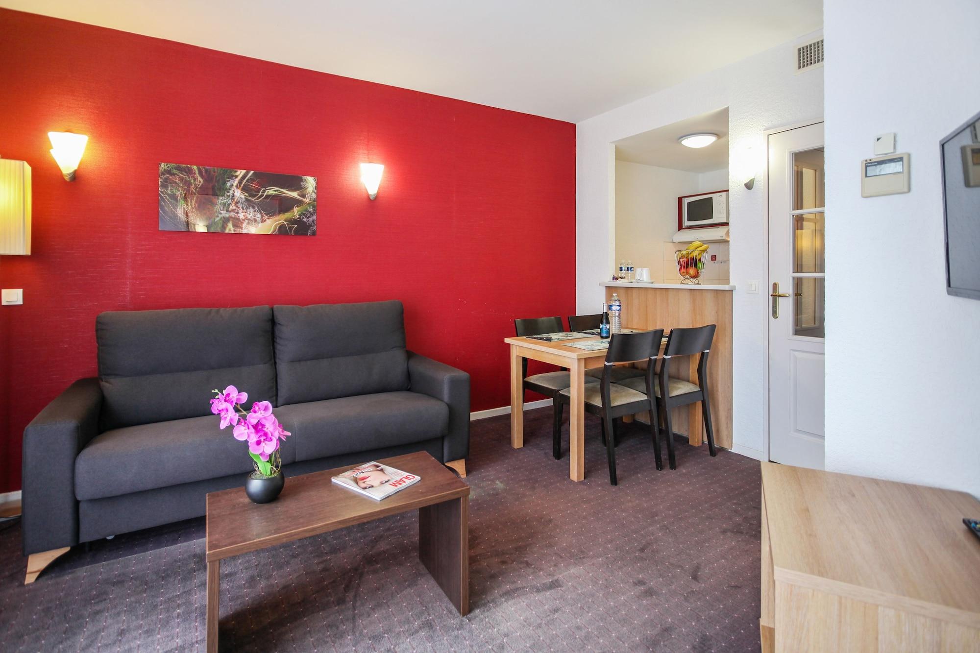 Quality Aparthotel Divonne - Portes De Geneve Екстериор снимка