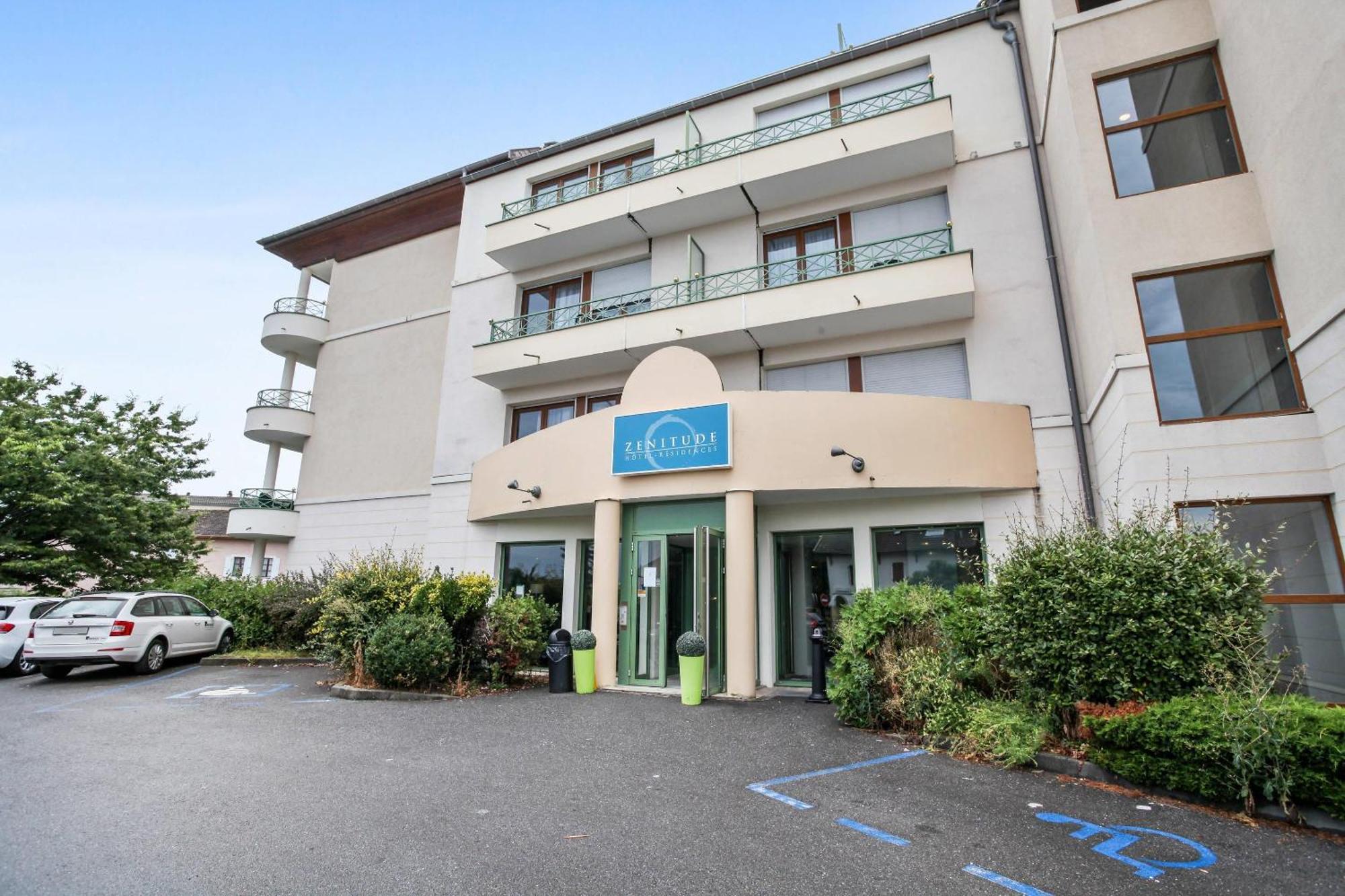 Quality Aparthotel Divonne - Portes De Geneve Екстериор снимка