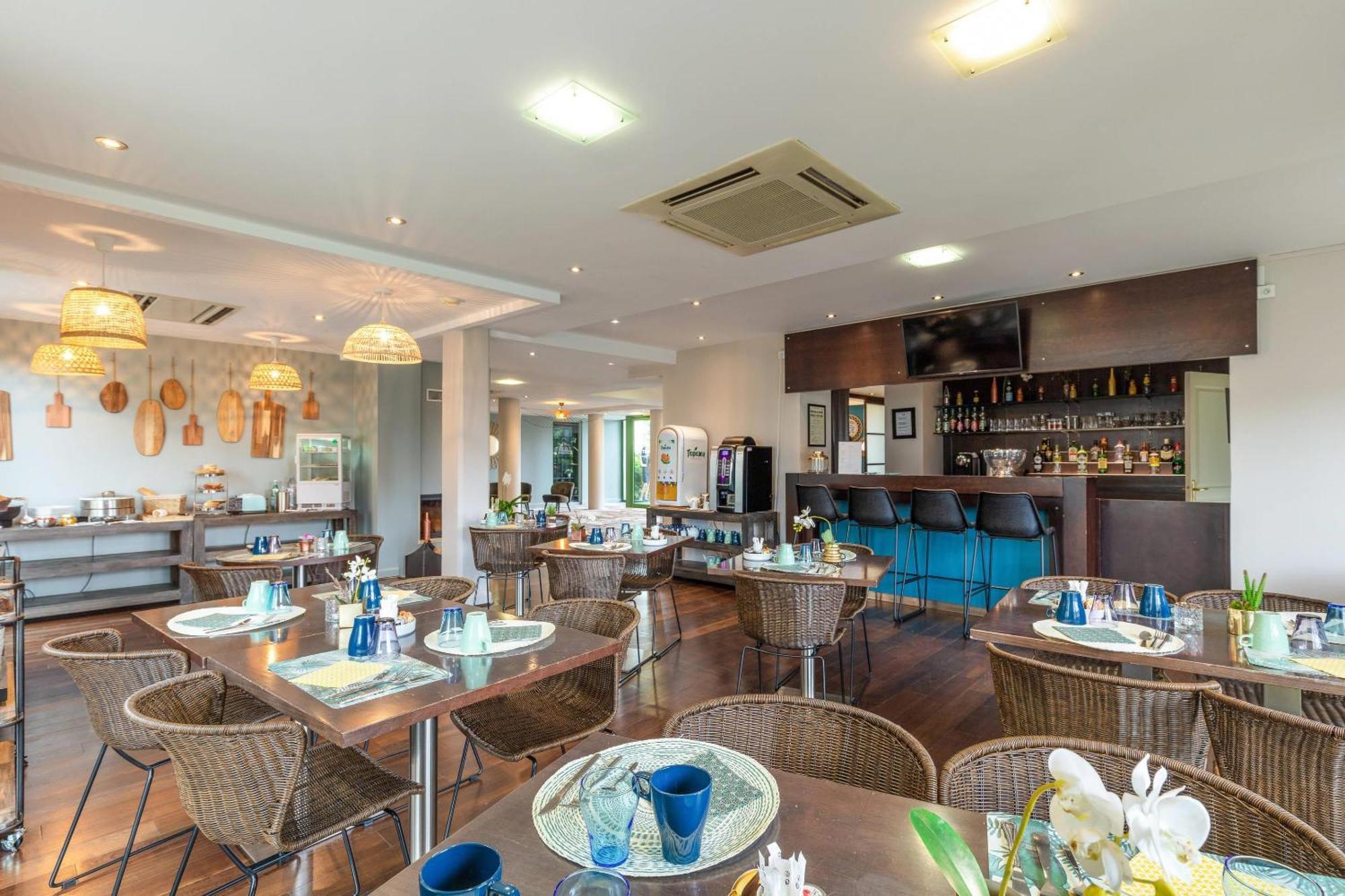 Quality Aparthotel Divonne - Portes De Geneve Екстериор снимка