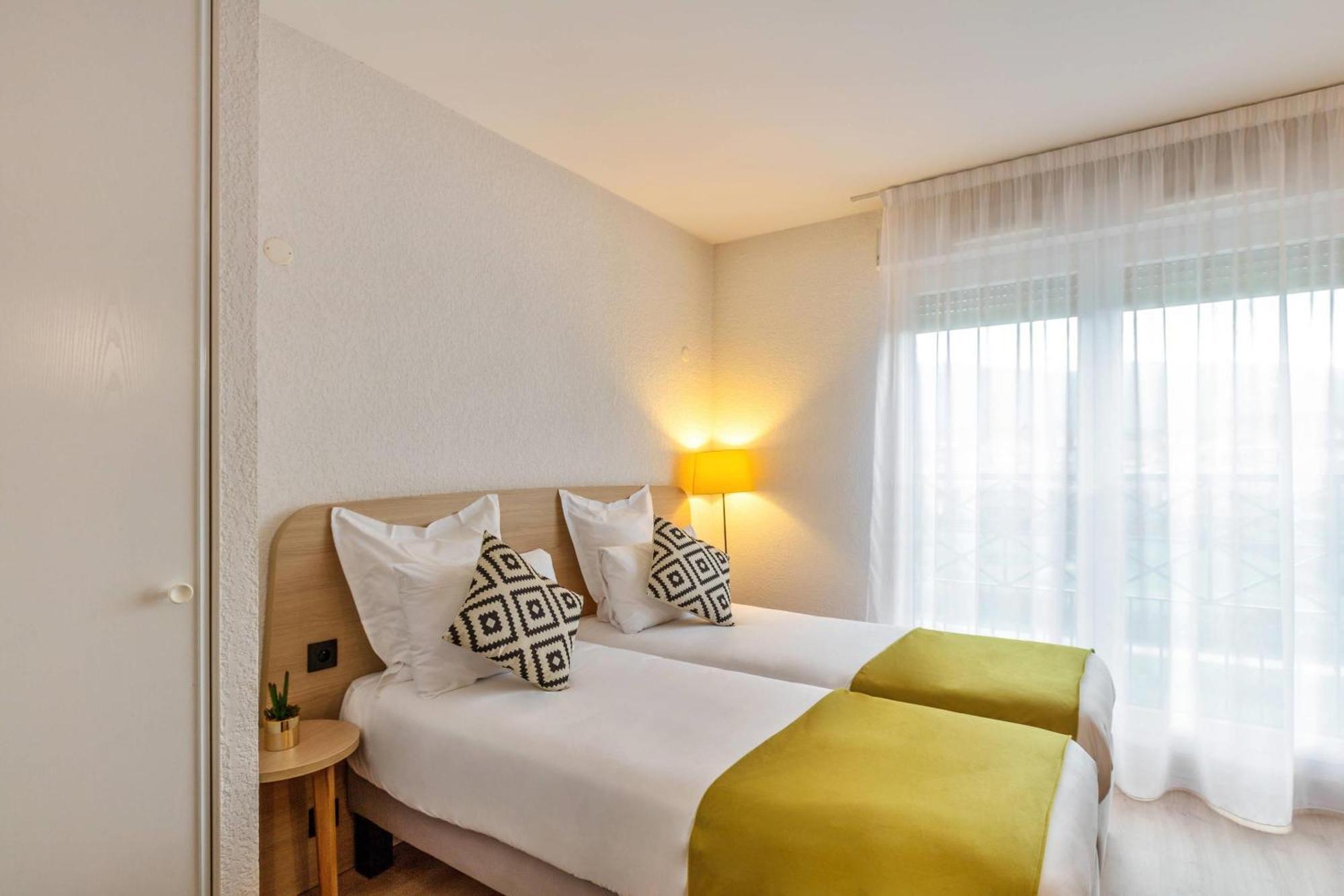 Quality Aparthotel Divonne - Portes De Geneve Екстериор снимка